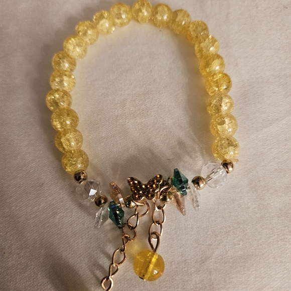 Chic Yellow Beaded Bracelet with Gold Accents - Picture 7 of 8